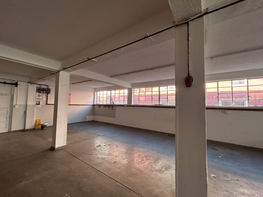To Let Commercial Property for Rent in Woodstock Western Cape